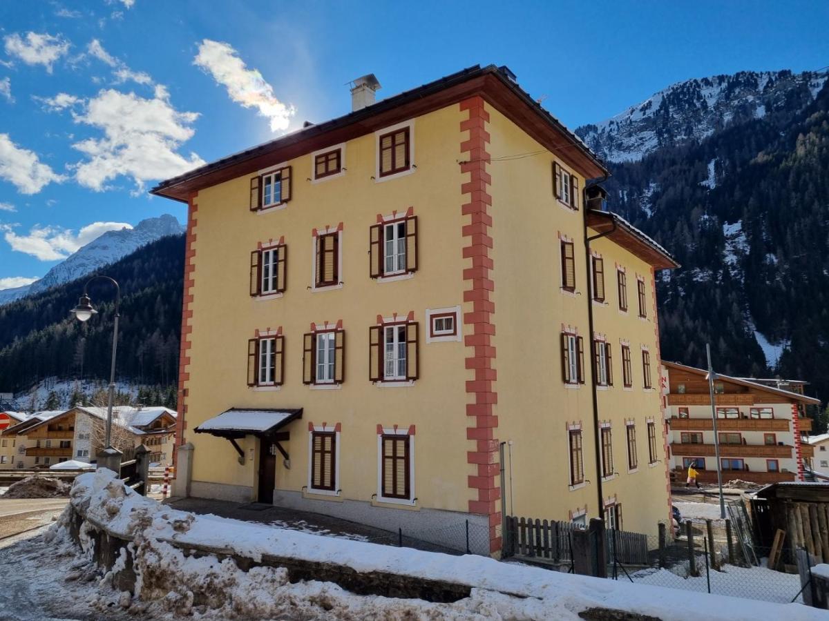 Chenina Apartment Canazei Bagian luar foto