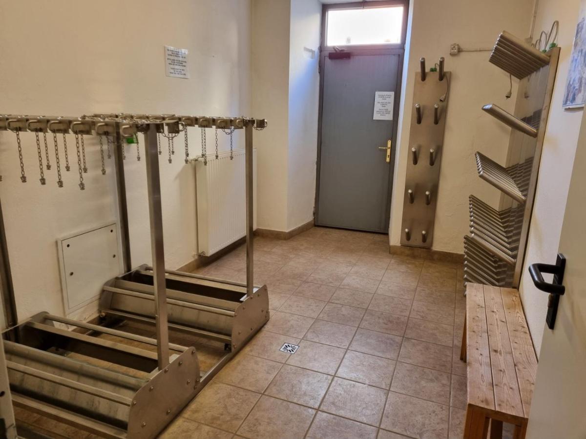 Chenina Apartment Canazei Bagian luar foto