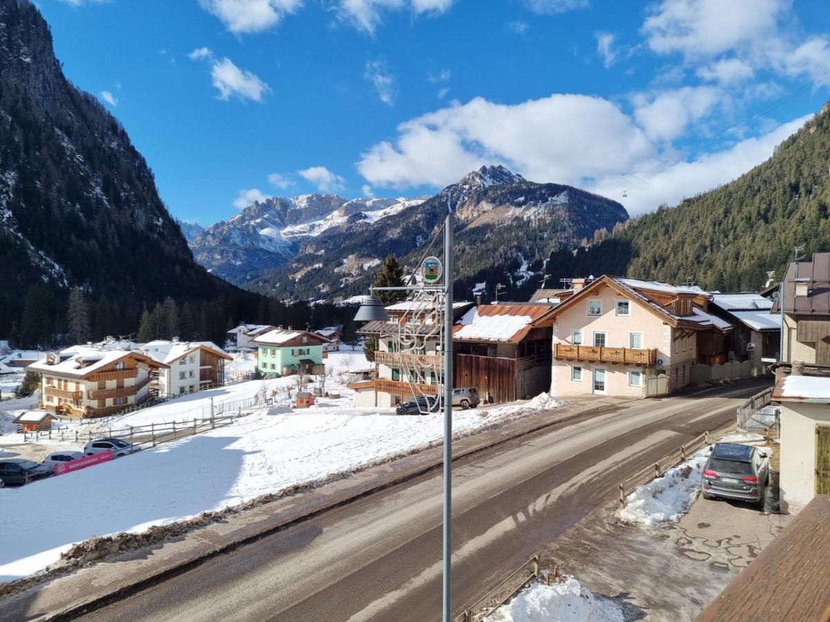 Chenina Apartment Canazei Bagian luar foto